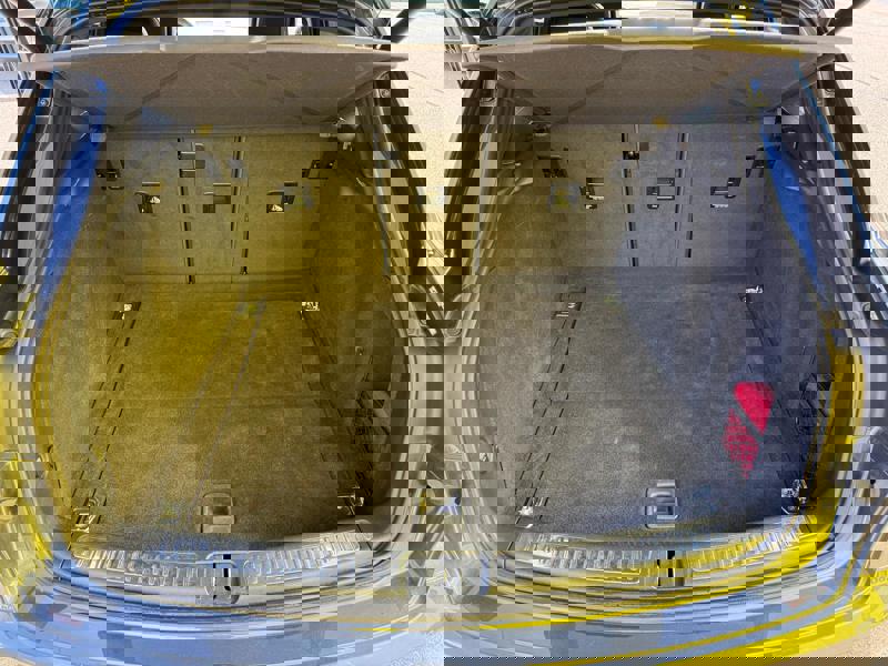 Image Porsche 慍慣⁮吨灹㤠䈵⠩ㄱ㈮㄰ⴳ⤾ 2.0 Phase 2 245 PDK7 PDLS+ TO GPS Caméra Carplay Sièges cuir élec à mémoires 18 positions chauffants